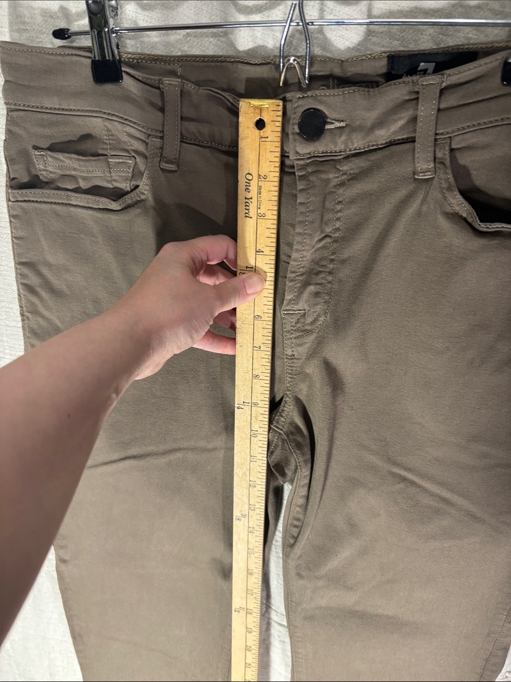 7 For All Mankind Men's Chinos in Olive Brown - Picture 11 of 13